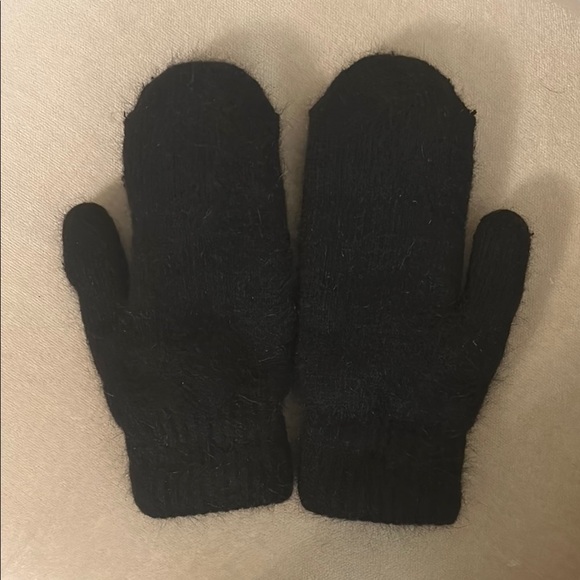 Cozy Sparkly Black Kids’ Mittens with Bling - Picture 2 of 5